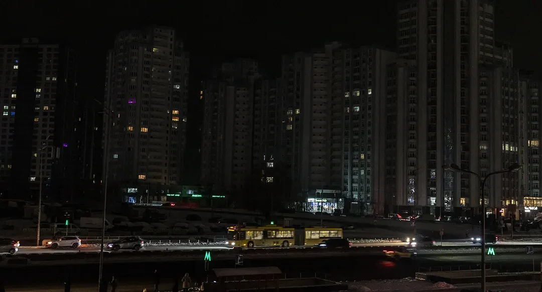 Kyiv School Closures as Blackouts Deepen Winter Crisis