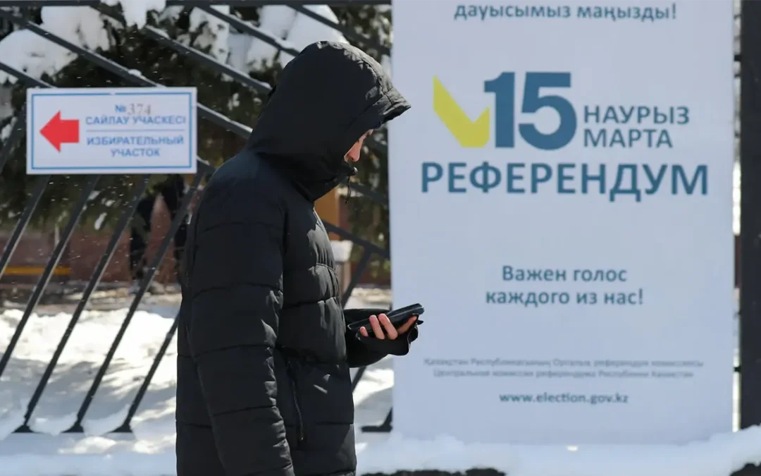 Kazakhs Vote on New Constitution in National Referendum