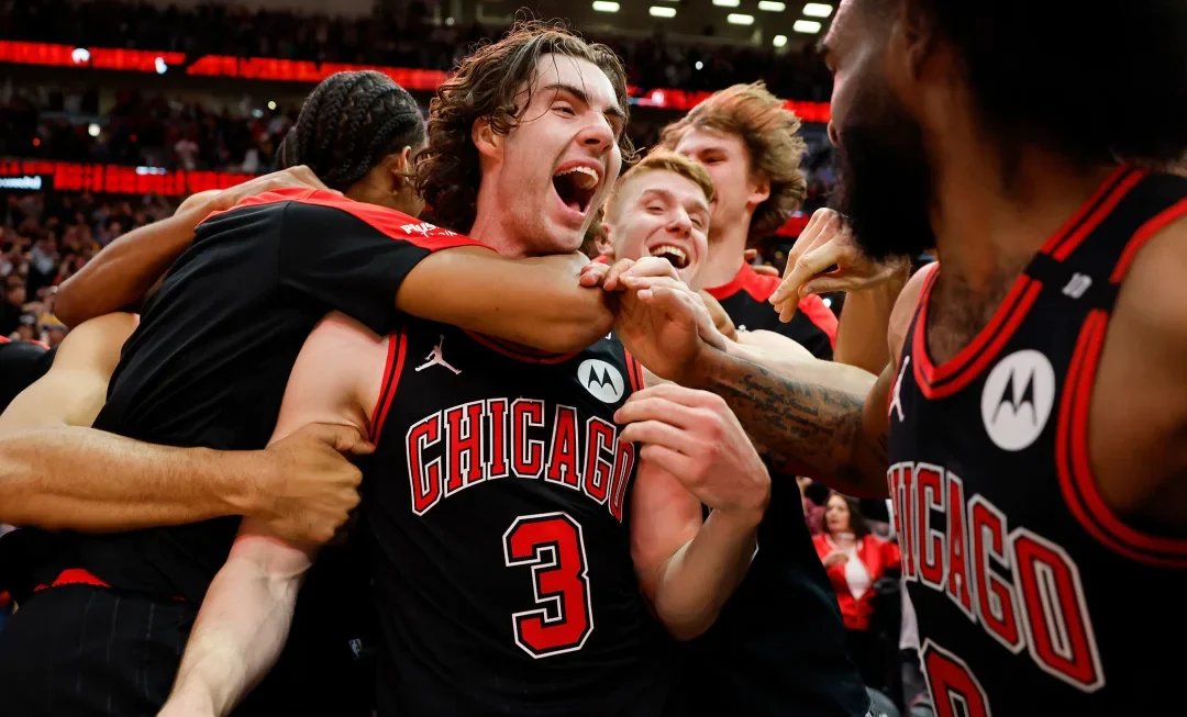 Josh Giddey Hits Halfcourt Buzzer-Beater Over LeBron James as Bulls Stun Lakers in Thrilling Finish