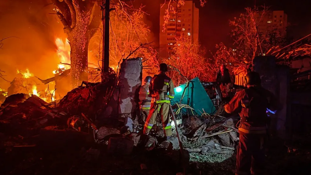 Ukraine Drone Strike Sparks Massive Fire at Sochi Oil Depot; Russia Reports Series of Attacks