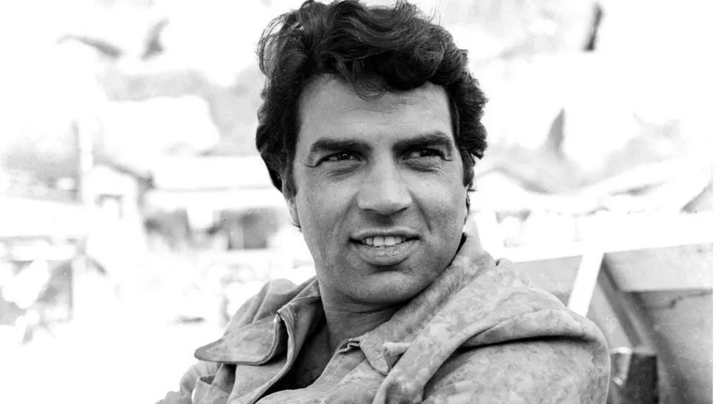 Legendary Bollywood Actor Dharmendra Dies at 89 — Bollywood Mourns ‘He-Man’