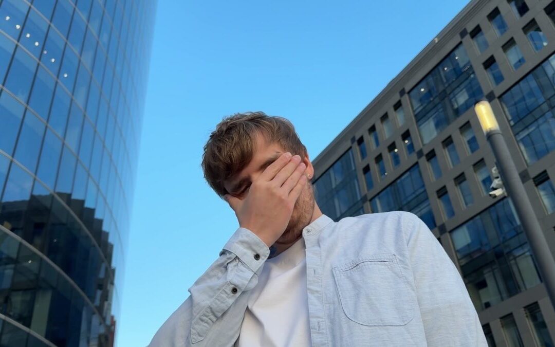 Global Graduate Employment Drops Back to Pre-COVID Levels