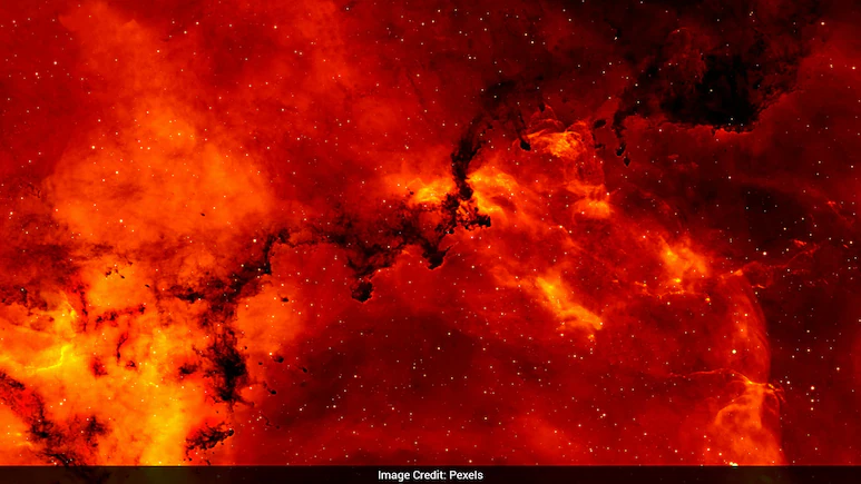 Red‑Giant Stars May Be Consuming Their Own Planets