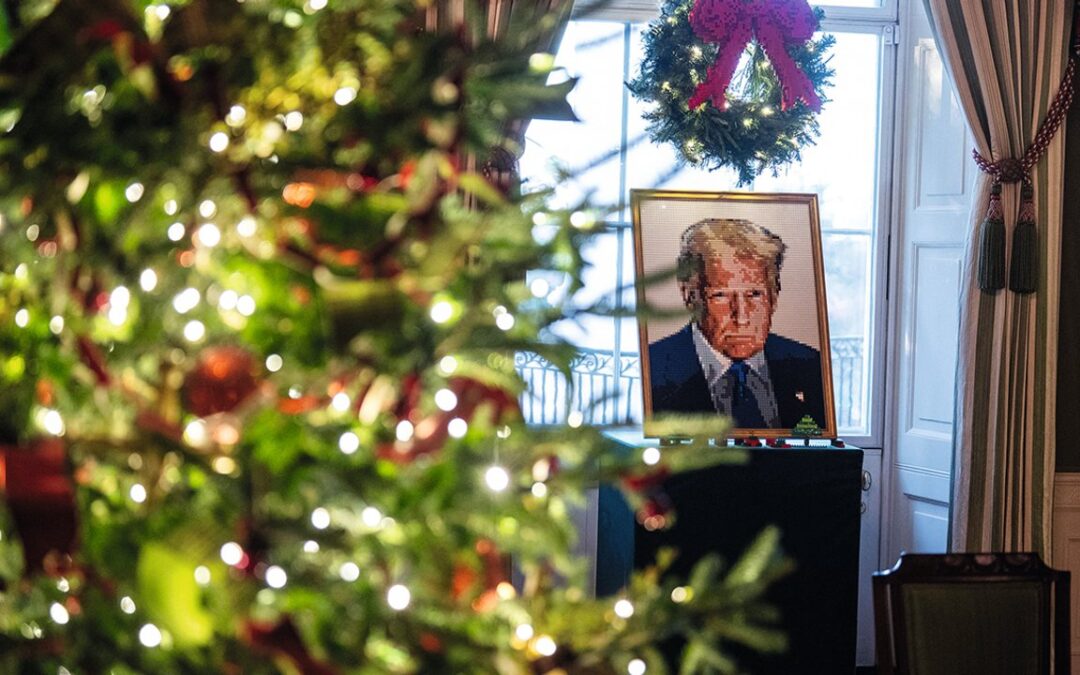 White House Displays Puzzle-Style Presidential Art