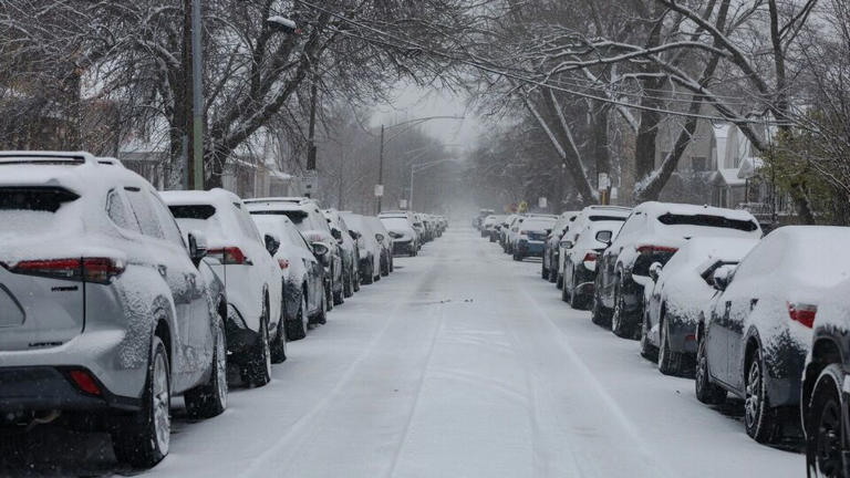 Record Heat Gives Way to Snowfall Risk in Denver Area