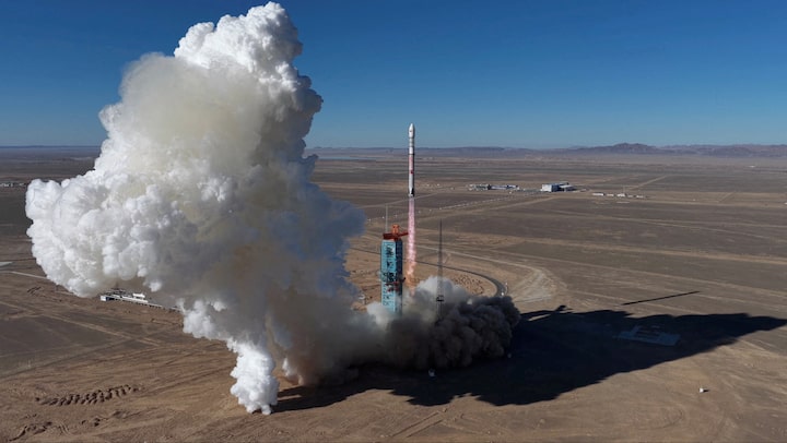 China Eases IPO Rules to Support Reusable Rocket Companies