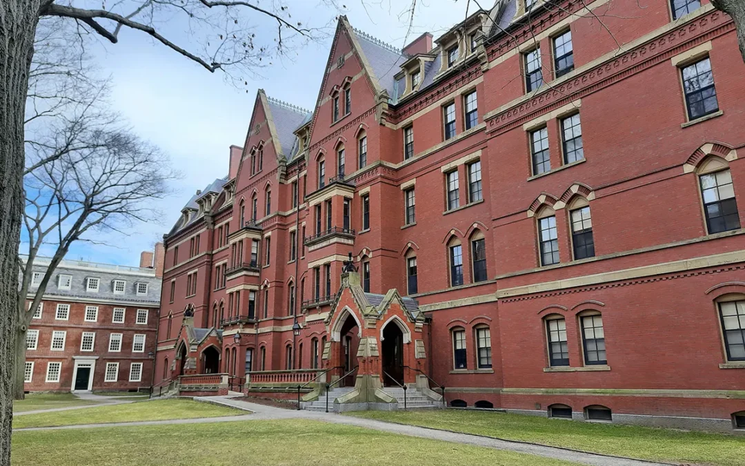 Pentagon Ends Military Training Ties with Harvard