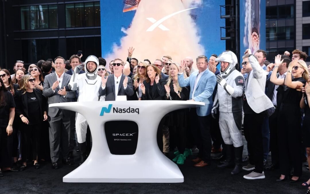 SpaceX Shares Surge 19% After Record-Breaking IPO Debut