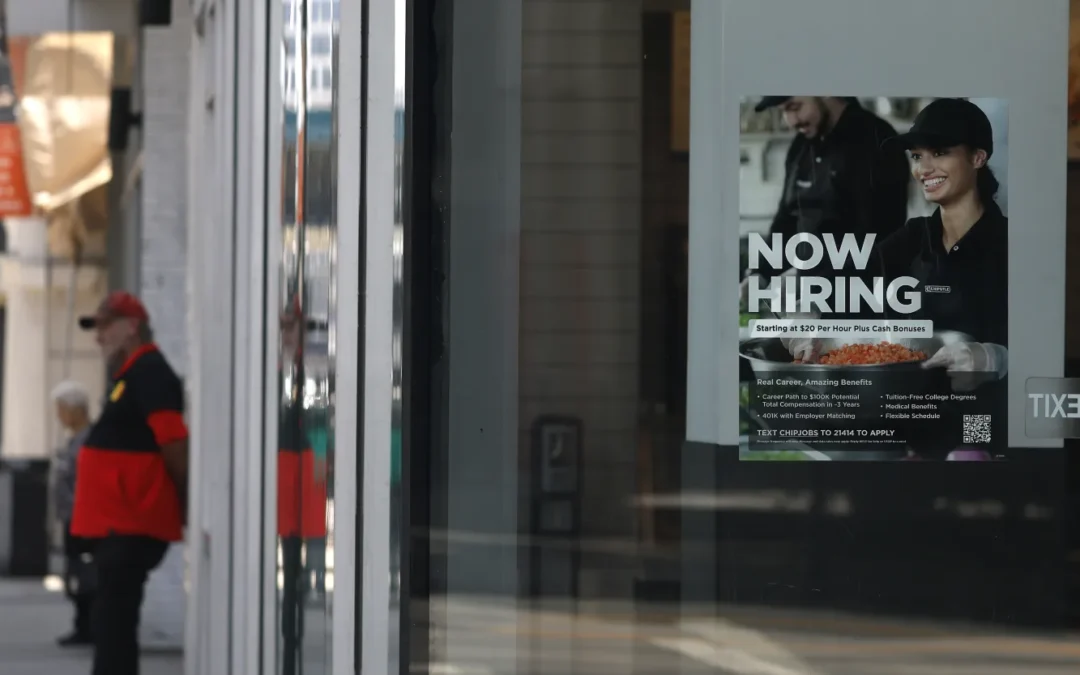 US Labor Force Participation Falls to 50-Year Low as More Workers Stop Job Hunting