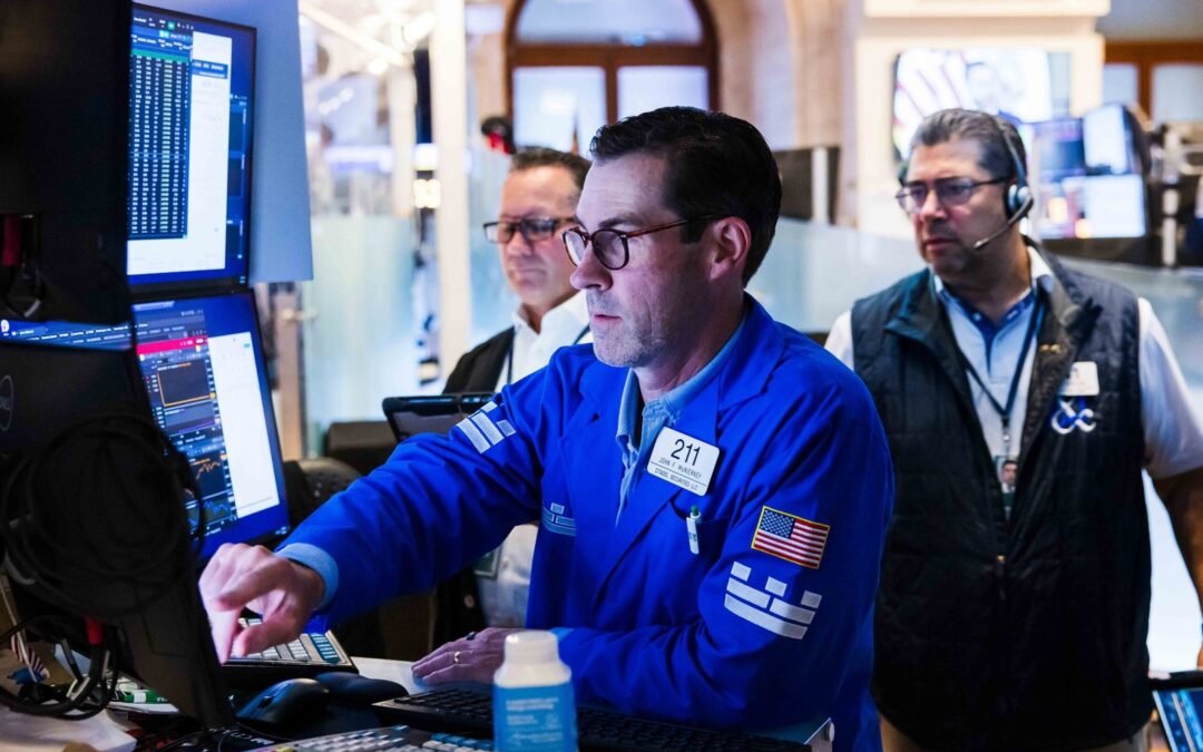 Wall Street Reacts to Shocking July Jobs Loss: ‘This Is a Pretty Horrendous Report’