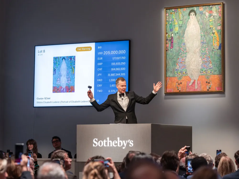 SOTHEBYS2025_1118_065348-6367_ALIVE